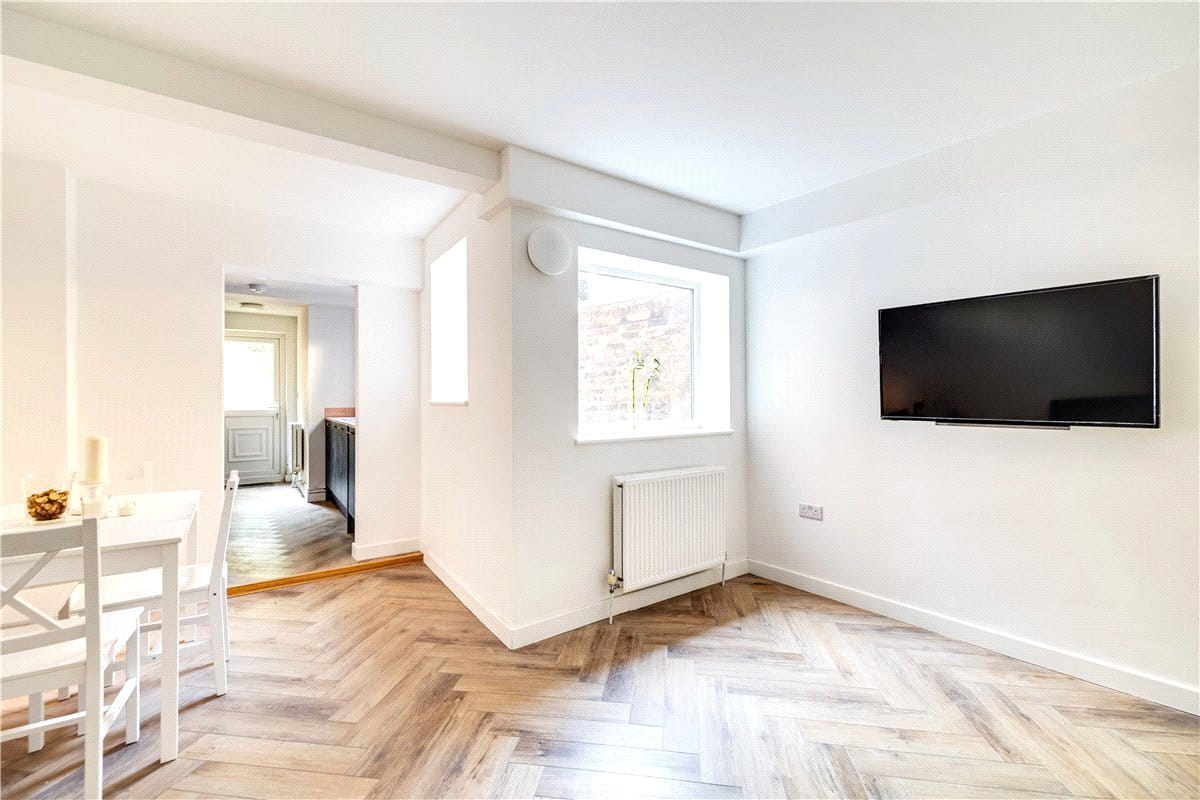 1 bedroom flat, Effie Road, London SW6