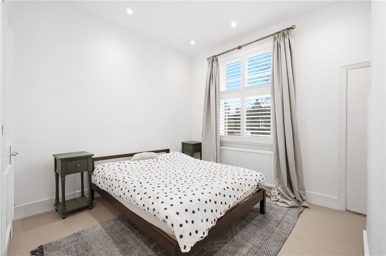 5 bedroom house, Farm Lane, London SW6 - Available