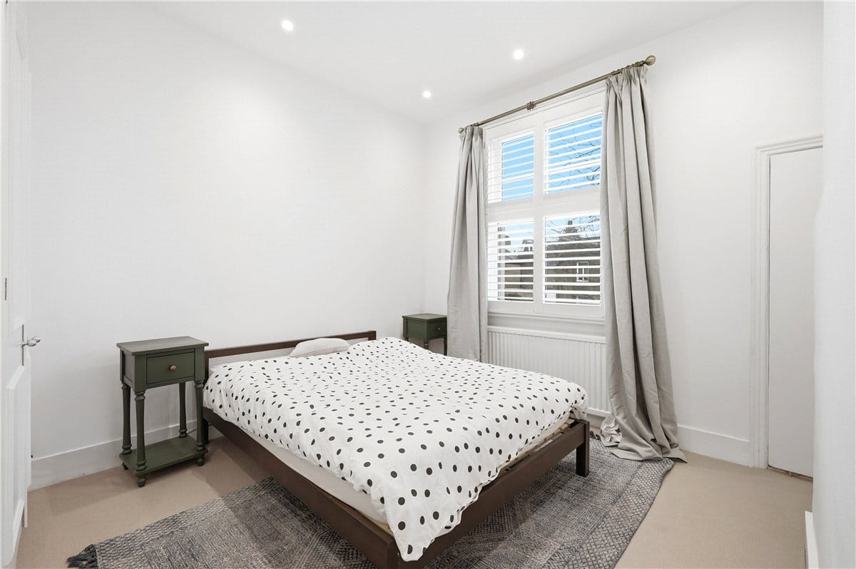 5 bedroom house, Farm Lane, London SW6 - Available