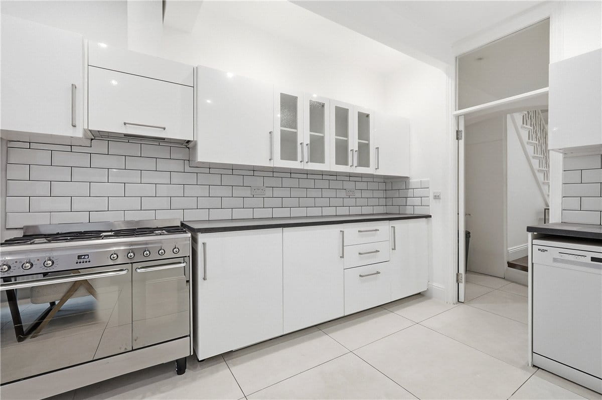 5 bedroom house, Farm Lane, London SW6 - Available