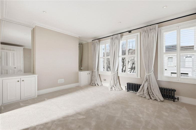 4 bedroom house, Rosaville Road, London SW6 - Available