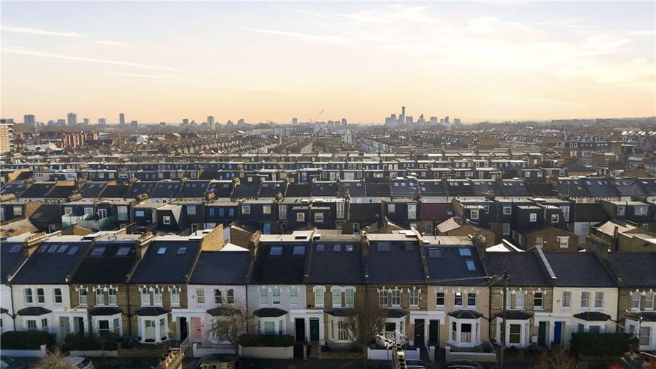 4 bedroom house, Rosaville Road, London SW6 - Available