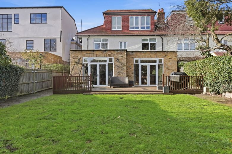 5 bedroom house, Belgrave Road, Barnes SW13 - Available