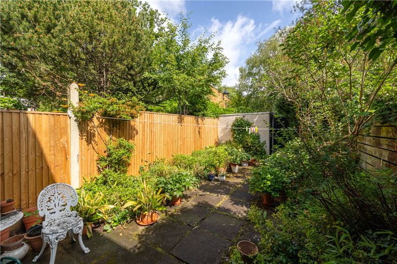 3 bedroom house, Tibbets Close, London SW19 - Available