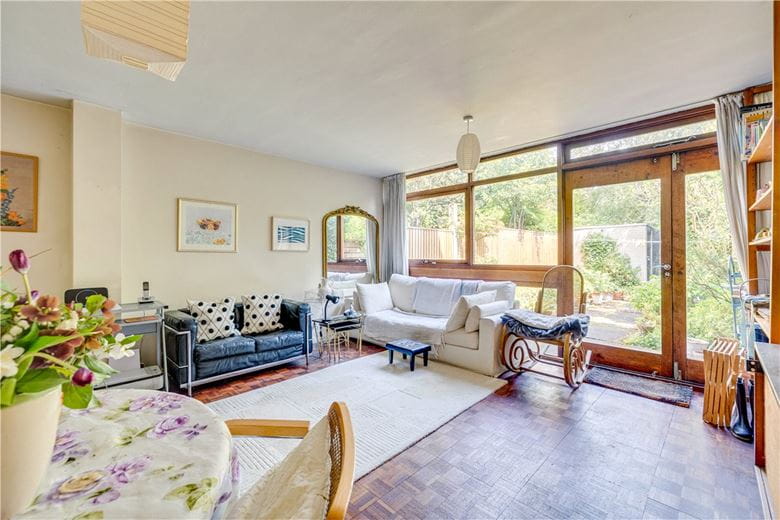 3 bedroom house, Tibbets Close, London SW19 - Available