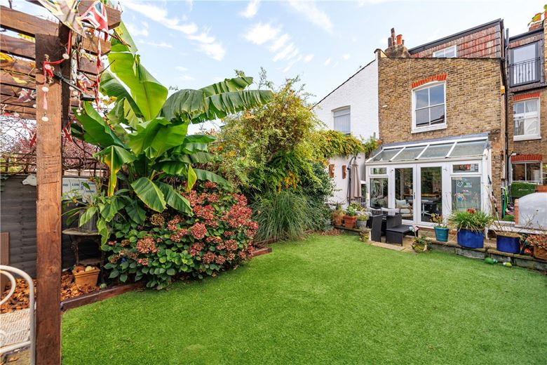 4 bedroom house, Replingham Road, London SW18 - Sold
