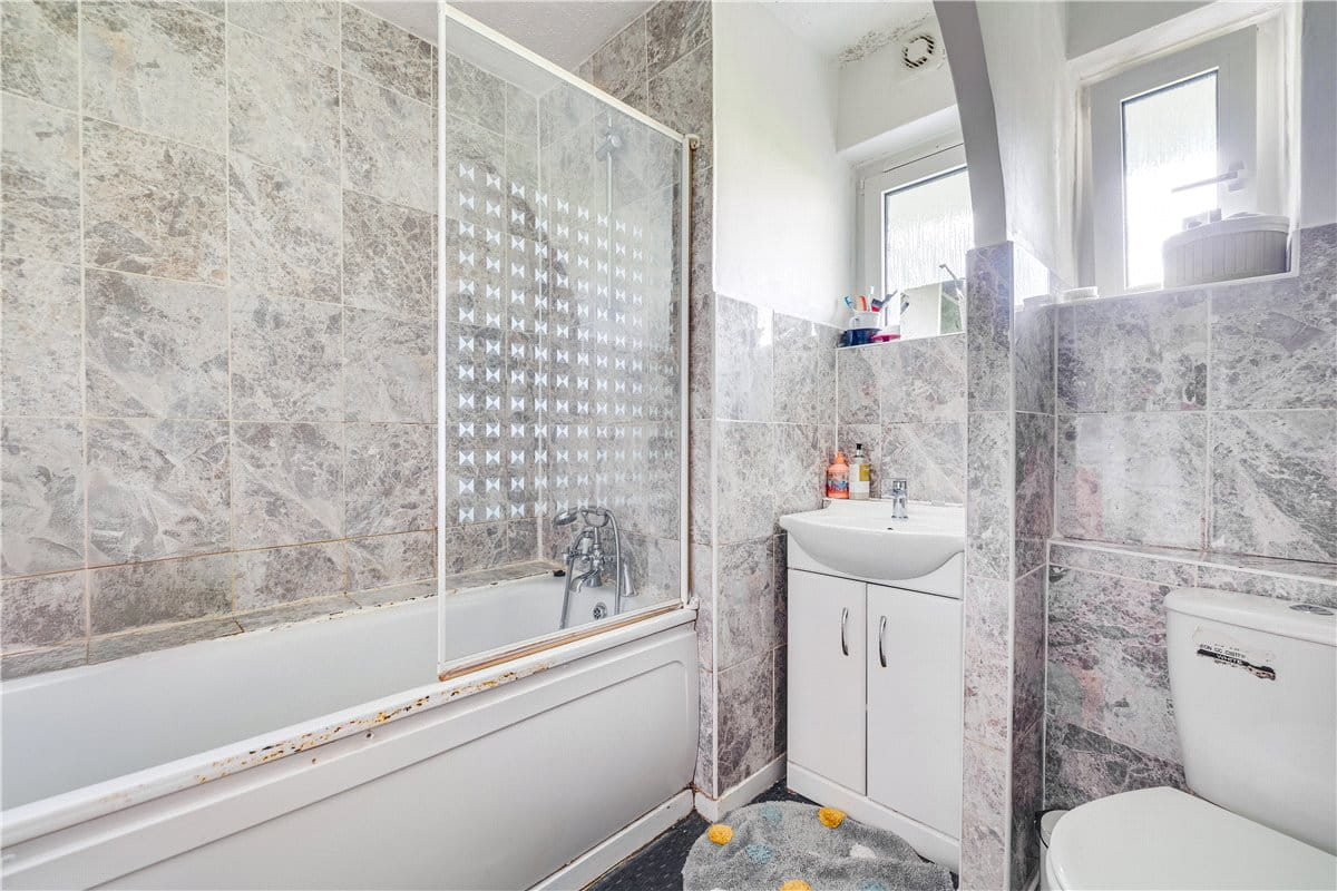 2 bedroom flat, Winterfold Close, London SW19 - Sold