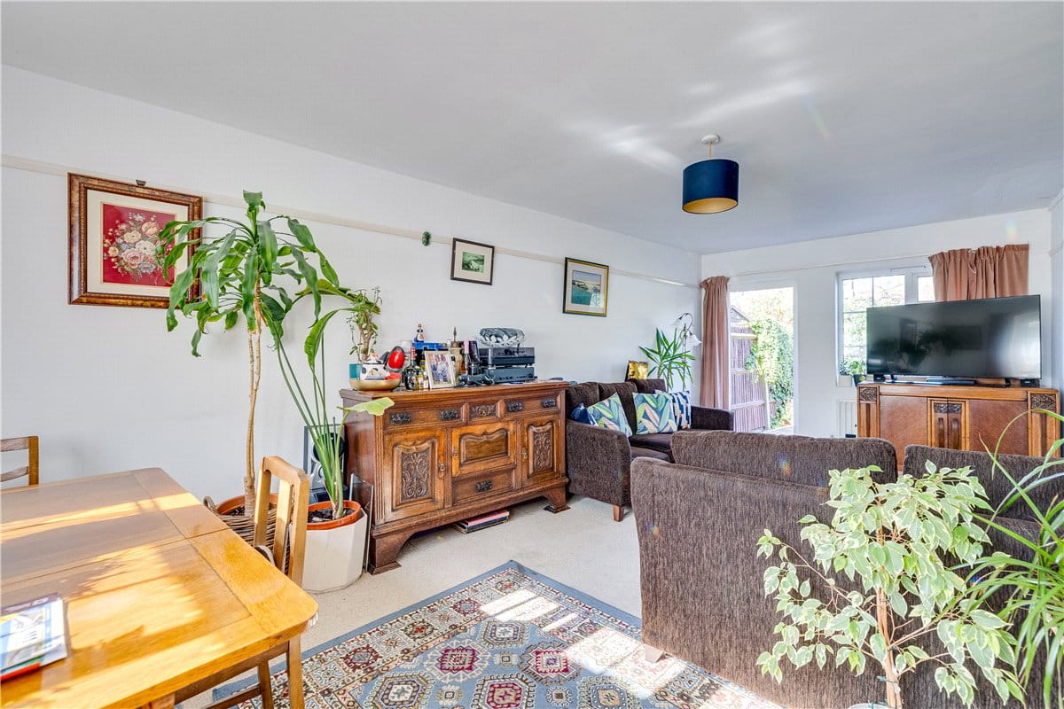 4 bedroom house, Limes Avenue, London SW13 - Available