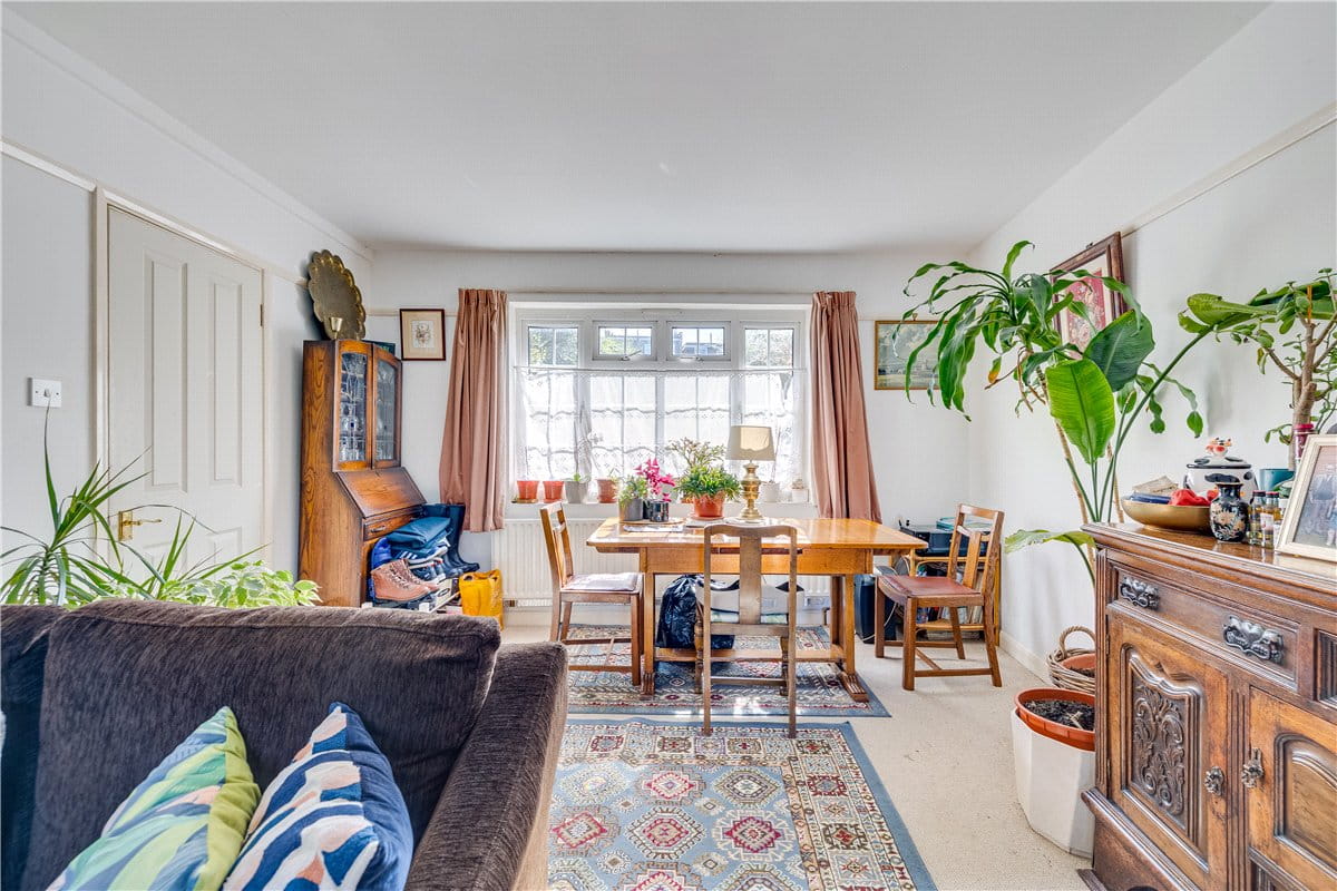 4 bedroom house, Limes Avenue, London SW13 - Available
