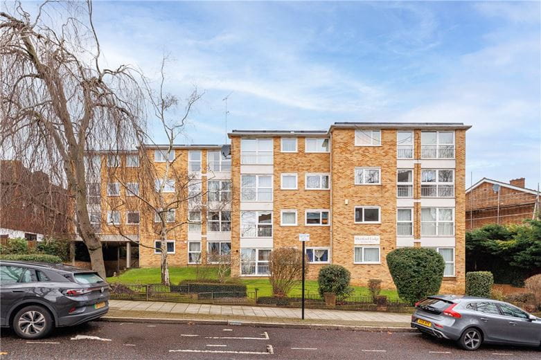 2 bedroom flat, Albert Drive, London SW19 - Sold