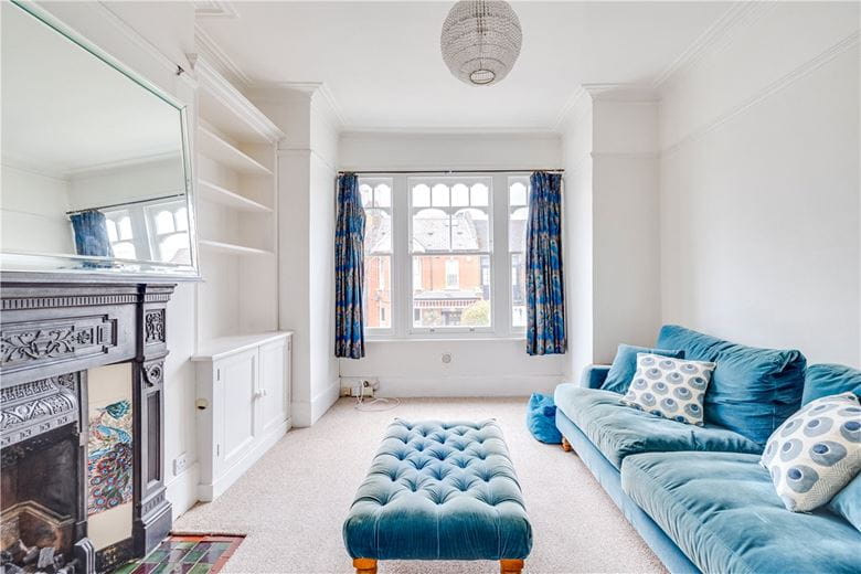 2 bedroom maisonette, Heythorp Street, London SW18 - Sold