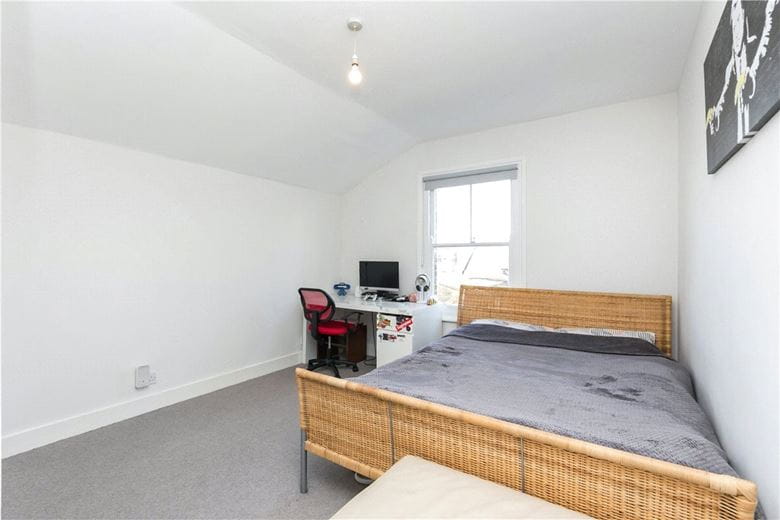 1 bedroom flat, Cromford Road, London SW18 - Sold STC