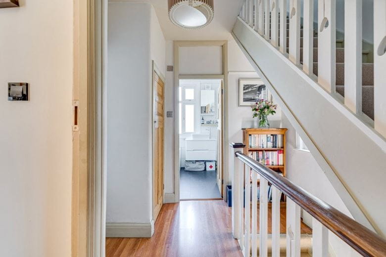 4 bedroom house, Kingsway, London SW14 - Sold STC