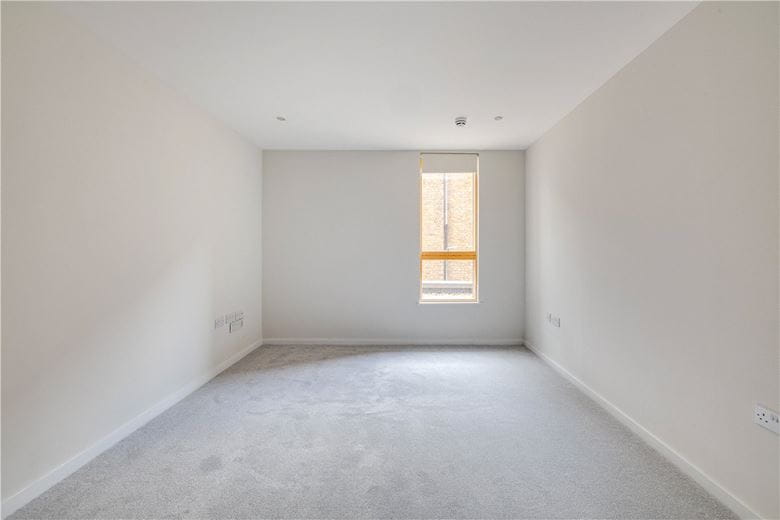 1 bedroom flat, Hardwicks Square, London SW18 - Available