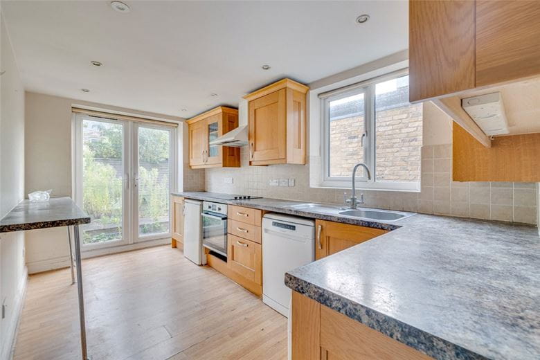 3 bedroom house, Longfield Street, London SW18 - Available