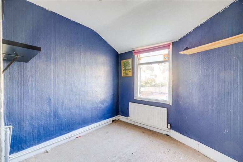 3 bedroom house, Longfield Street, London SW18 - Available