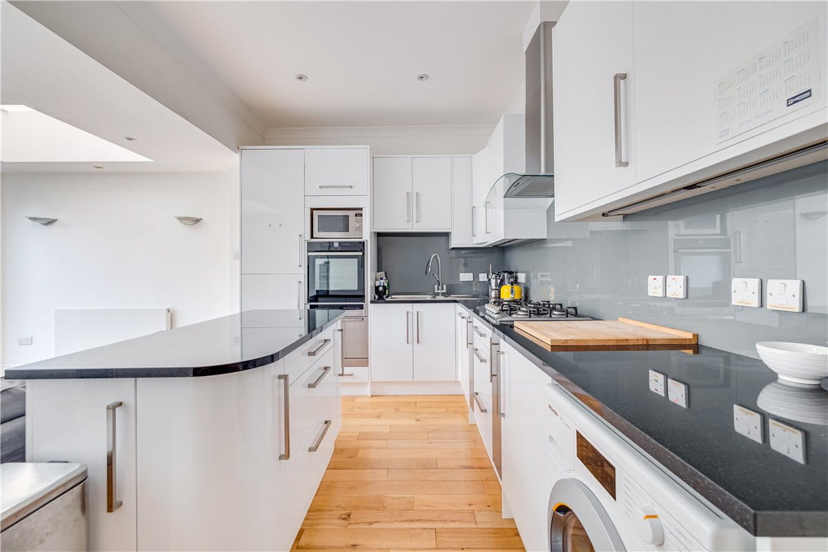 3 bedroom house, Brookwood Road, London SW18 - Sold