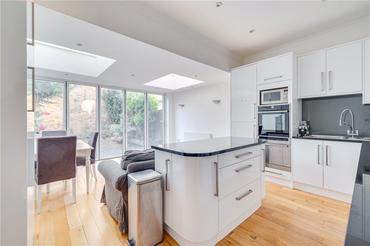 3 bedroom house, Brookwood Road, London SW18 - Sold
