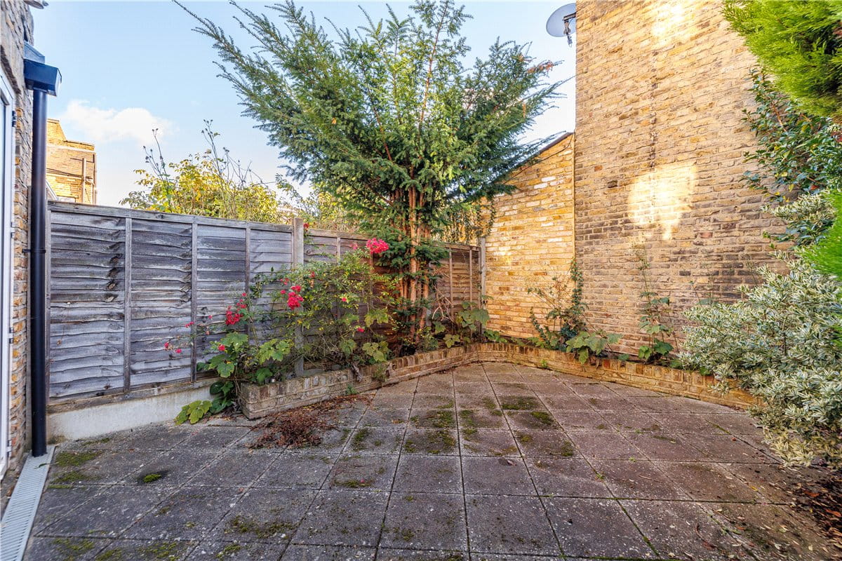 3 bedroom house, Brookwood Road, London SW18 - Sold