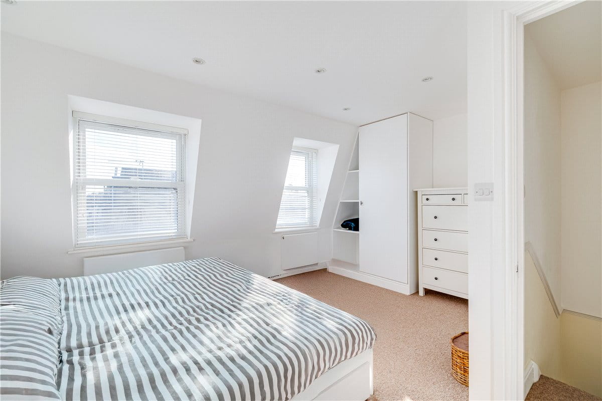 3 bedroom house, Brookwood Road, London SW18 - Sold