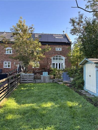 3 bedroom house, Cor Isllan, Cwm LL18 - Available