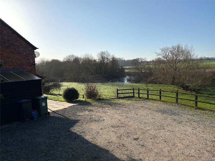 3 bedroom house, Montford, Montford Bridge SY4 - Available