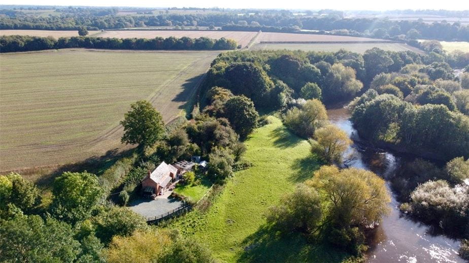 3 bedroom house, Montford, Montford Bridge SY4 - Available