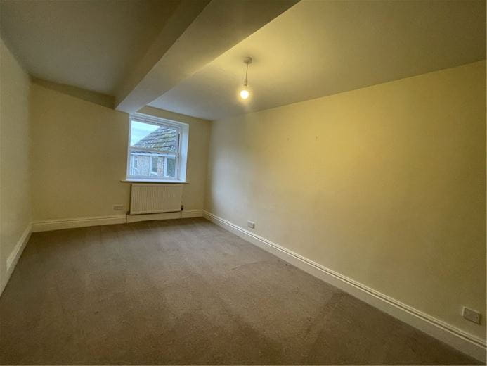 6 bedroom , Chirk, Wrexham LL14 - Available