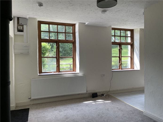 2 bedroom flat, Ffordd Pennant, Eglwysbach LL28 - Available
