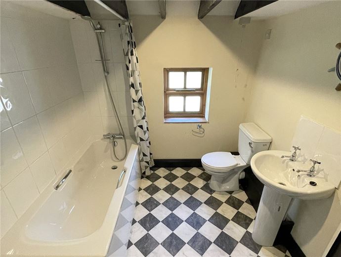 2 bedroom house, Wrexham Road, Pontblyddyn CH7 - Available