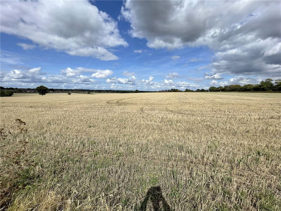  bedroom , Ox Leys Road, Sutton Coldfield B75 - Available