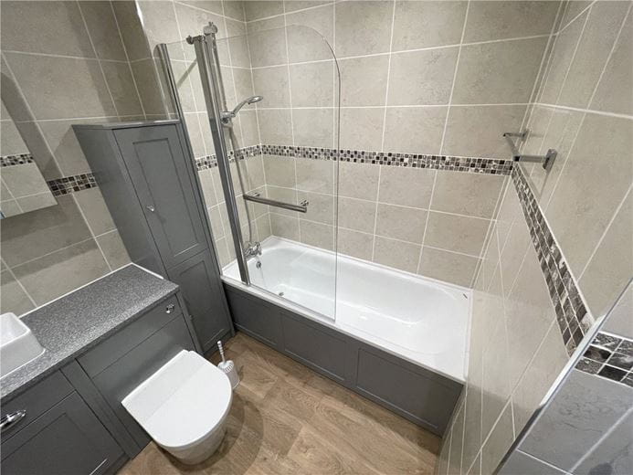 3 bedroom house, Leasows Park, Shawbury SY4 - Available