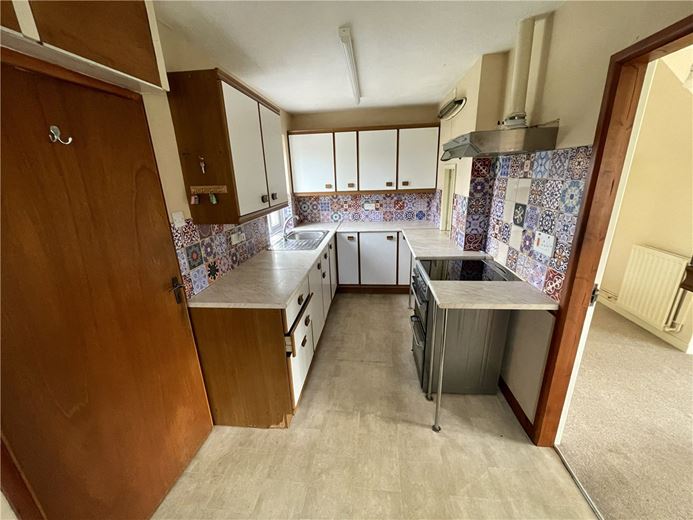 3 bedroom house, Rowton Avenue, Rowton SY5 - Available