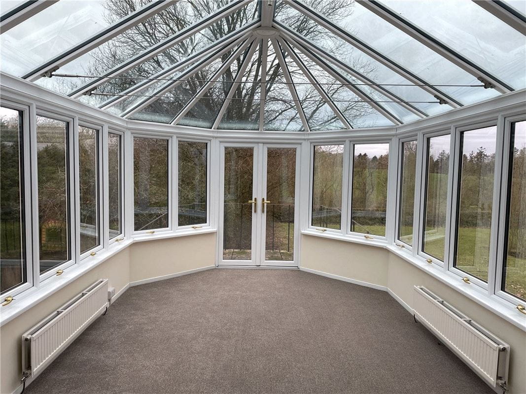 6 bedroom house, Gredington, Hanmer SY13 - Available