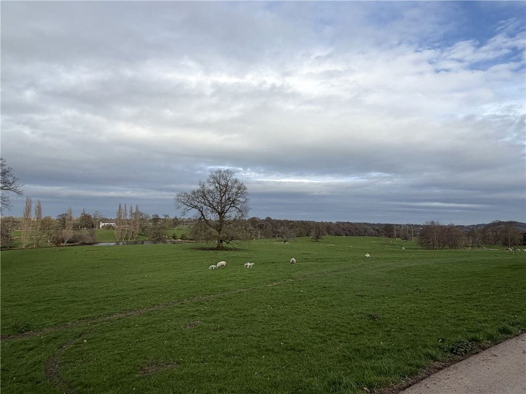 2 bedroom , 2 Stables Court, Hartsheath CH7 - Available