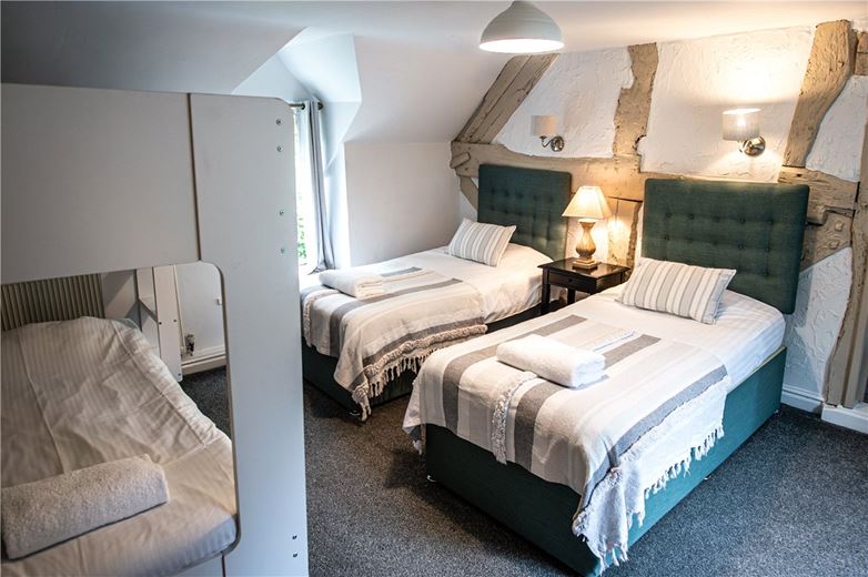 2 acres House, Abbey Road, Llangollen LL20 - Available