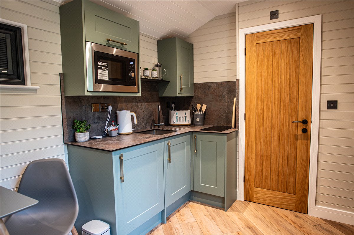 2 acres House, Abbey Road, Llangollen LL20 - Available