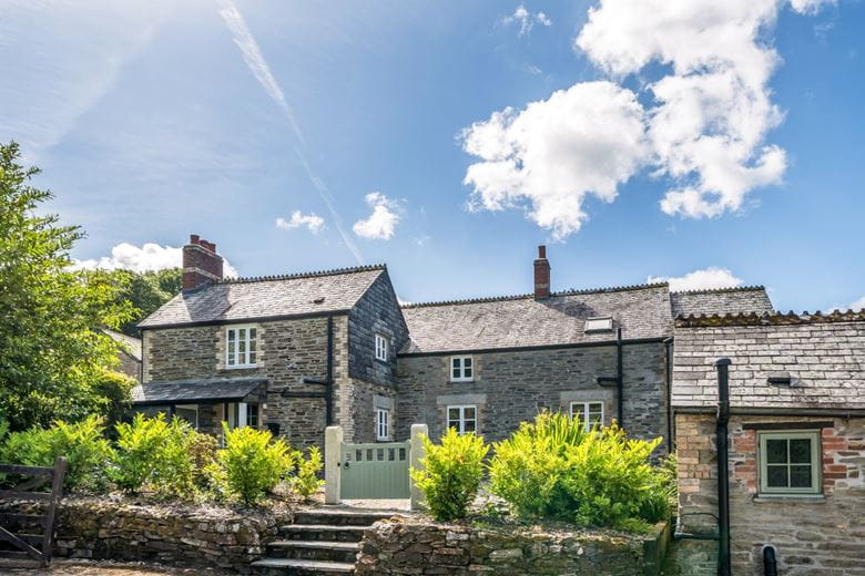6 bedroom house, St. Keyne, PL14 - Available