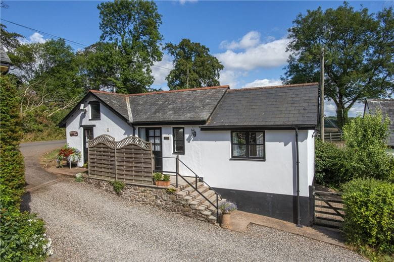  bedroom house, Huntsham, Tiverton EX16 - Available