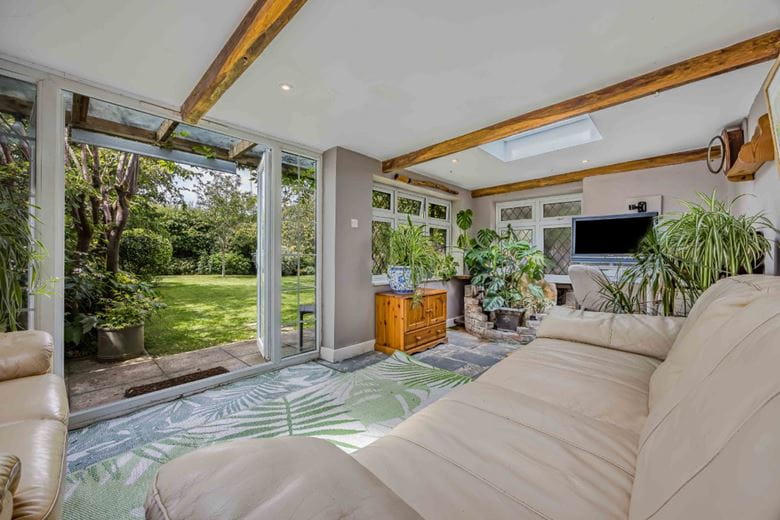 5 bedroom house, Hunston Mill House & Cottages, Selsey Road PO20 - Available