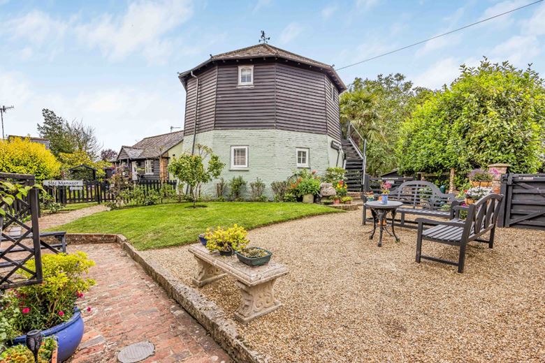 5 bedroom house, Selsey Road, Hunston PO20 - Available