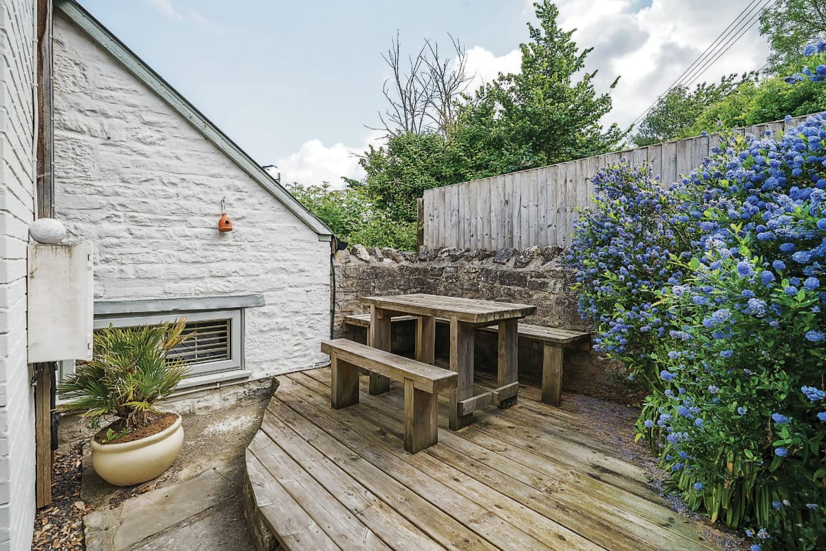 7 bedroom house, School Lane, Compton Dundon TA11 - Available