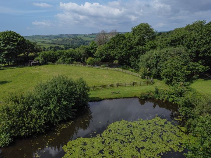 5 bedroom house, Liskeard Road, Callington PL17 - Available