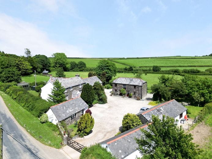 9 bedroom house, Pelynt, Looe PL13 - Available
