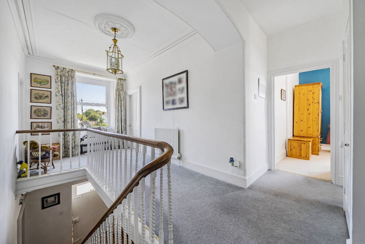 6 bedroom house, Glastonbury Road, Meare BA6 - Available