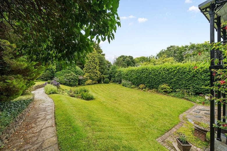 14 bedroom house, Landkey Road, Barnstaple EX32 - Available