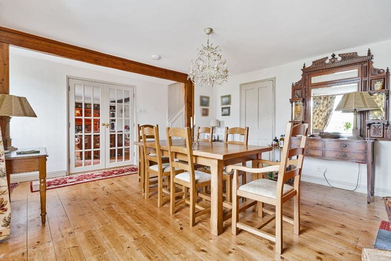 5 bedroom house, Lender Lane, Mullion TR12 - Available