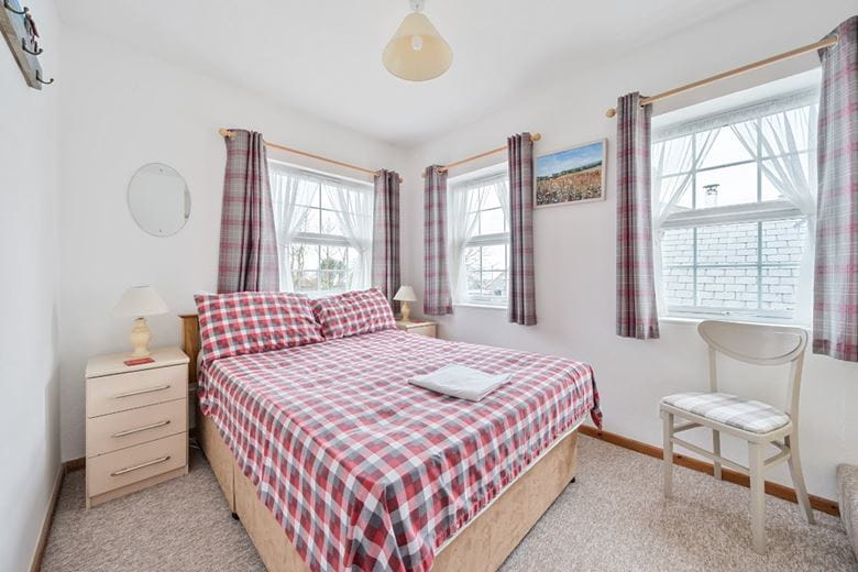 5 bedroom house, Lender Lane, Mullion TR12 - Available