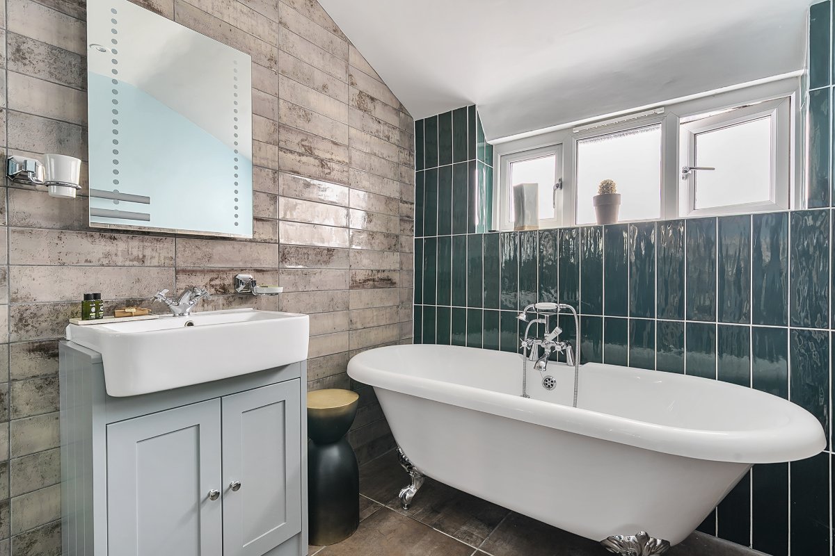  bedroom house, Gammaton, Bideford EX39 - Available