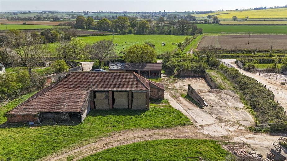  bedroom development plot, Chantry Barn, Bridgwater TA5 - Available